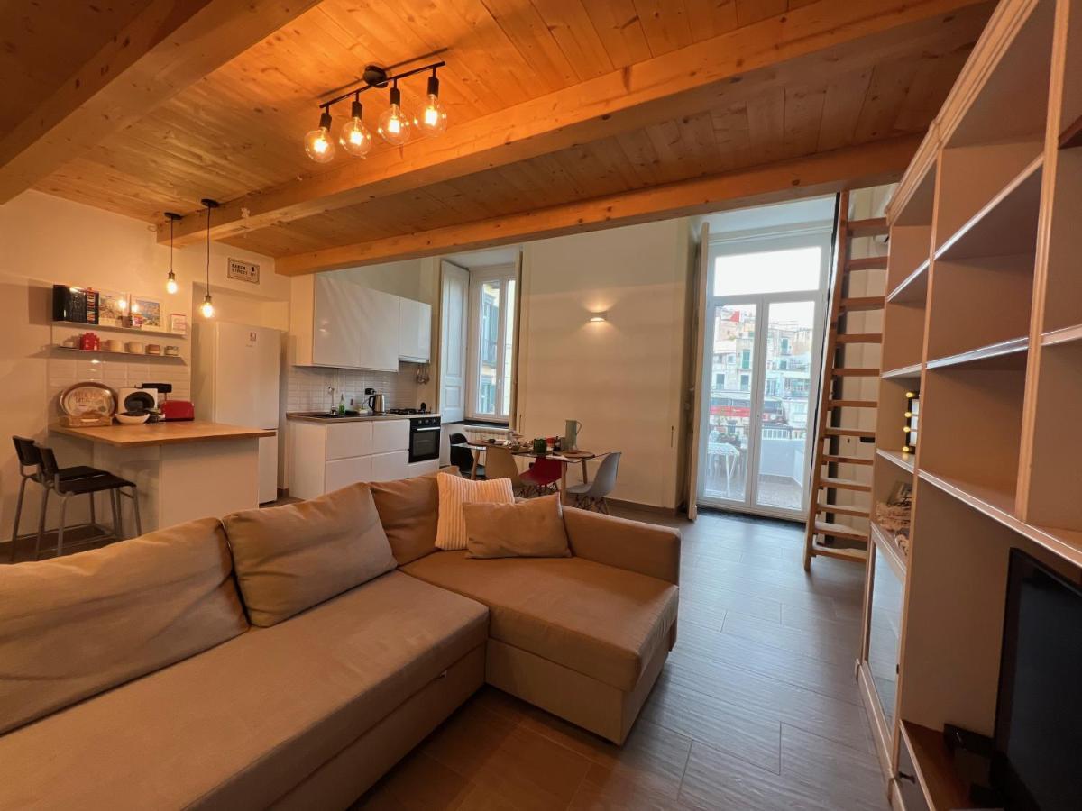 La Casa Di Marty Leilighet Napoli Eksteriør bilde